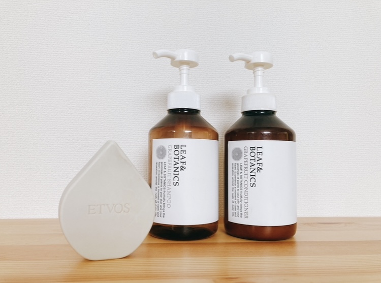 リーフ＆ボタニクスのシャンプー、コンディショナーとETVOSブラシ