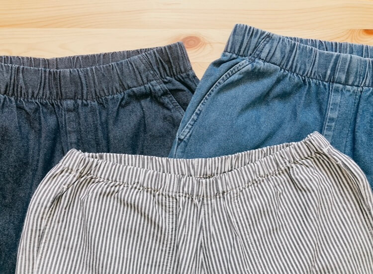 ウエストゴムのパンツ