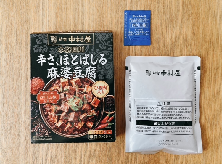 麻婆豆腐の素のパッケージと中身
