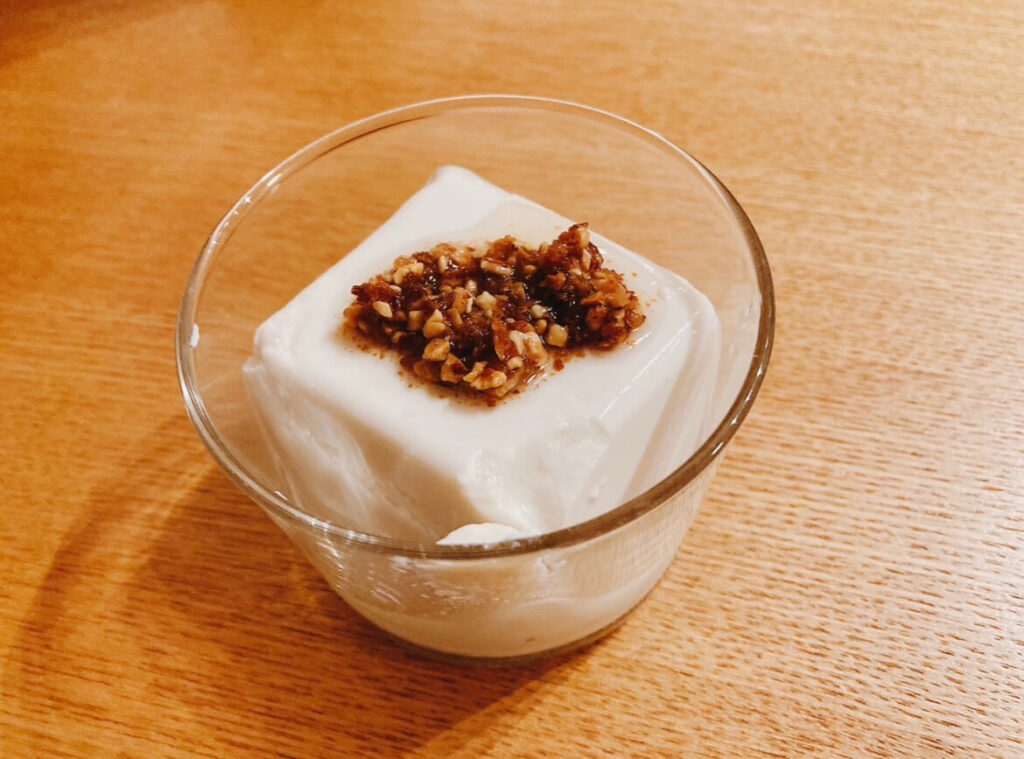 豆腐を入れたボデガグラス